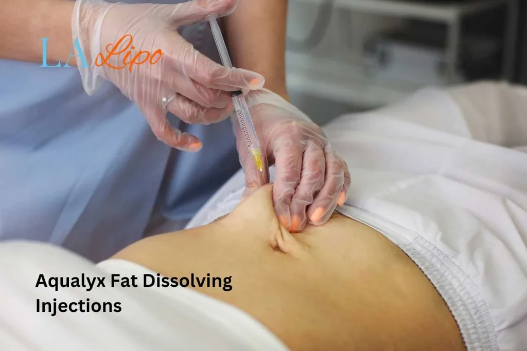 woman having fat dissolving injections Kingston Vale in the stomach